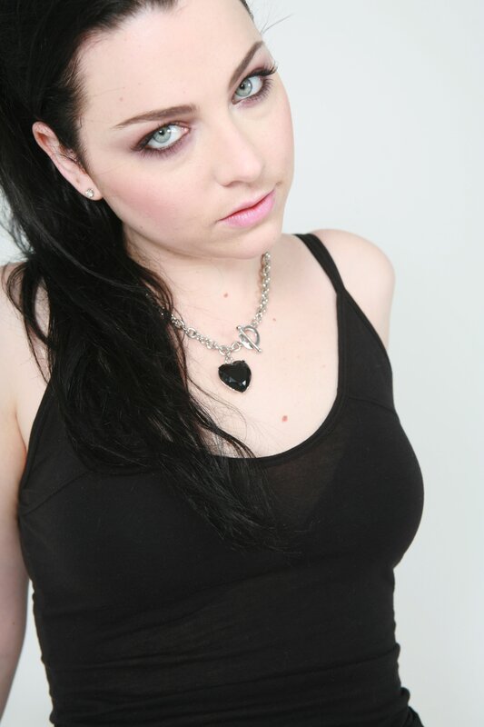 woman with black heart necklace