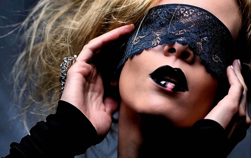 Woman with Black Lace Mask — Dramatic