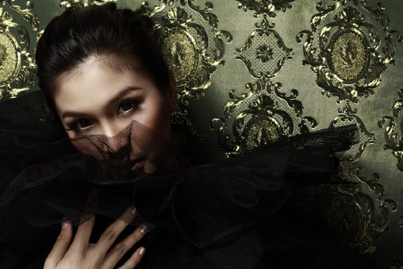 Woman with Black Veil — Dramatic, Photograph, Wallpaper