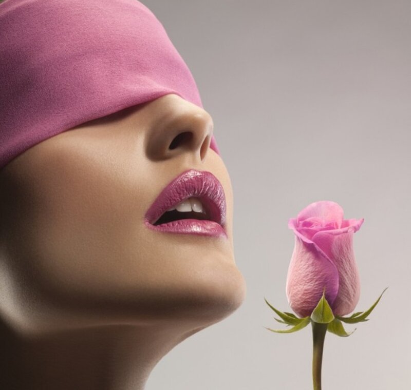 Woman with Blindfold — Pink
