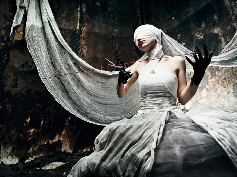 Woman with Blindfold — White