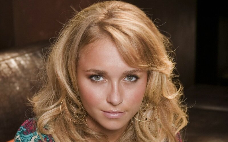 woman with blonde hair