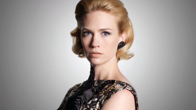woman with blonde hair and blue eyes