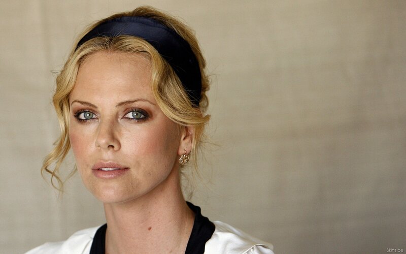 woman with blonde hair and headband