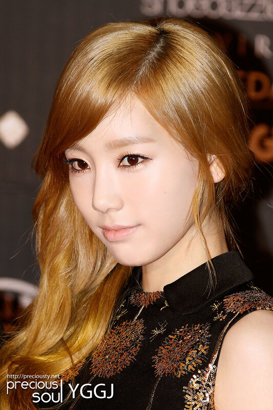 woman with blonde hair at event