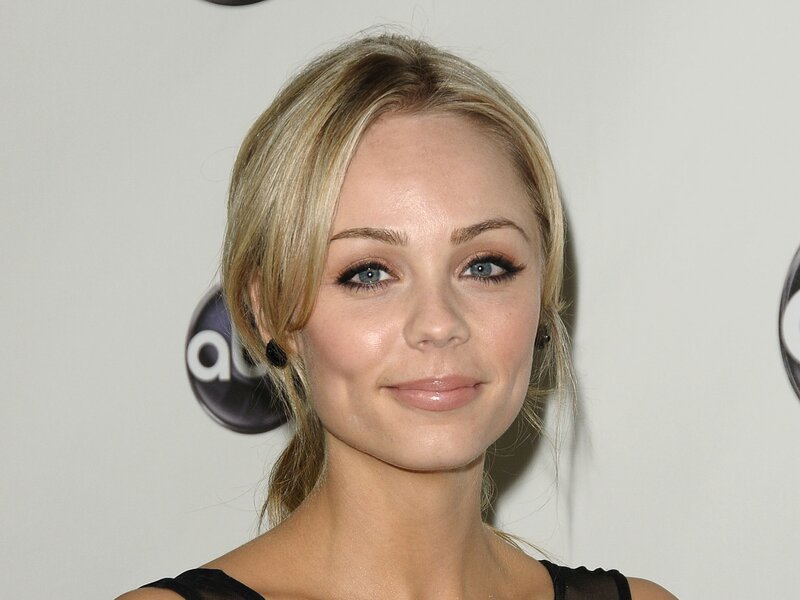 woman with blonde hair at event