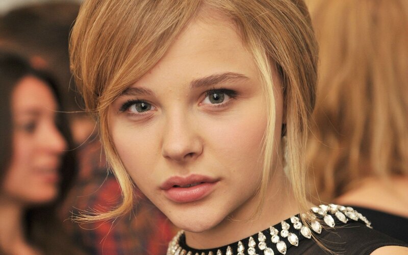 woman with blonde hair at event