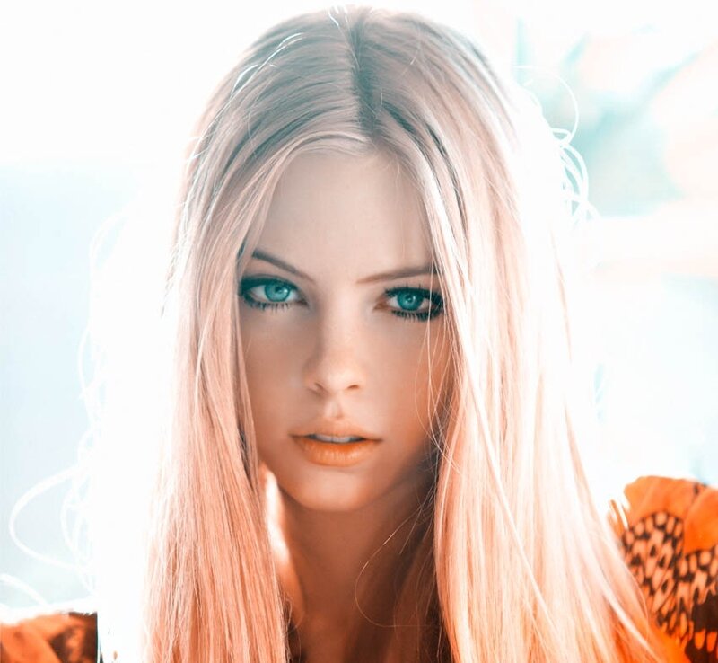 Woman with Blonde Hair — Bright, Photograph