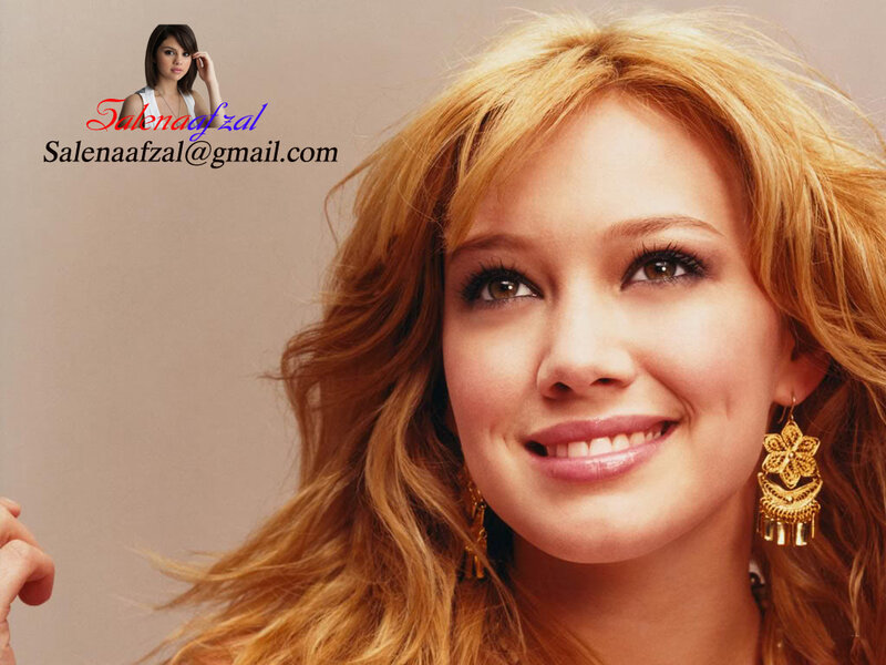 Woman with Blonde Hair — Friendly, Photograph, Earrings, Smile, Brown