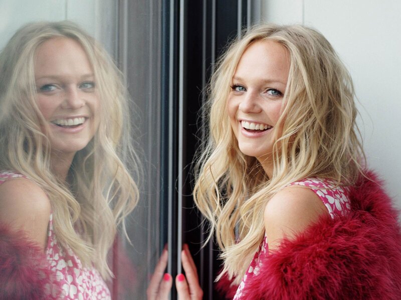Woman with Blonde Hair — Happy, Photograph, Reflection