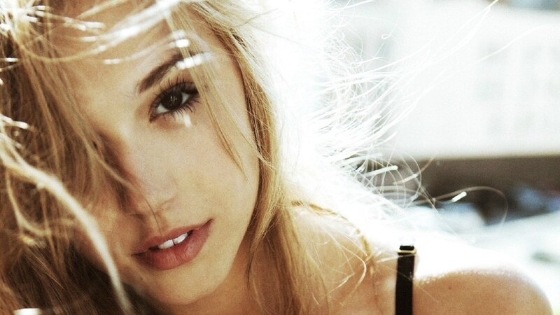 woman with blonde hair in sunlight
