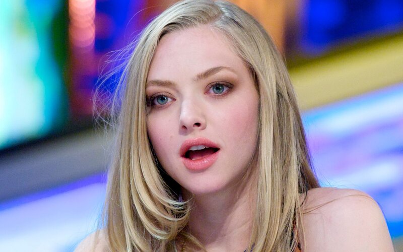 Woman with Blonde Hair — Neutral, Photograph, Blonde Hair, Blue Eyes, Studio Lights, Blue