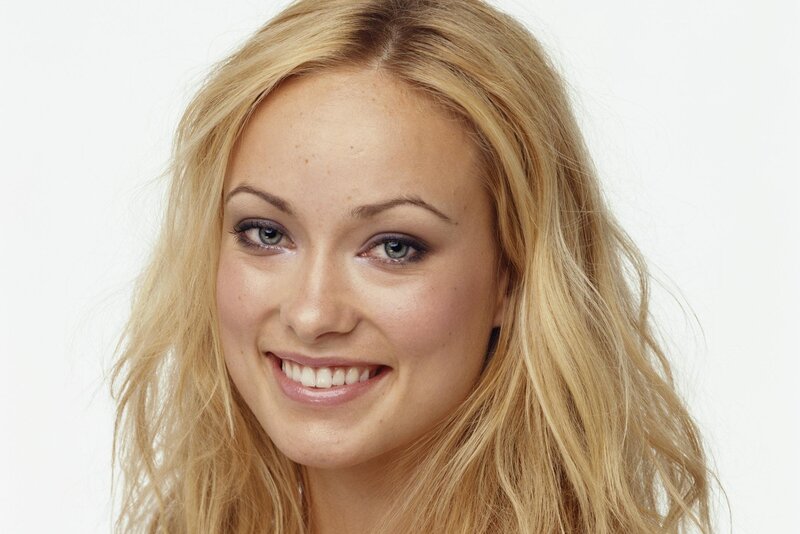 Woman with Blonde Hair — Neutral, Photograph, Blonde Hair, Smile, Eyes
