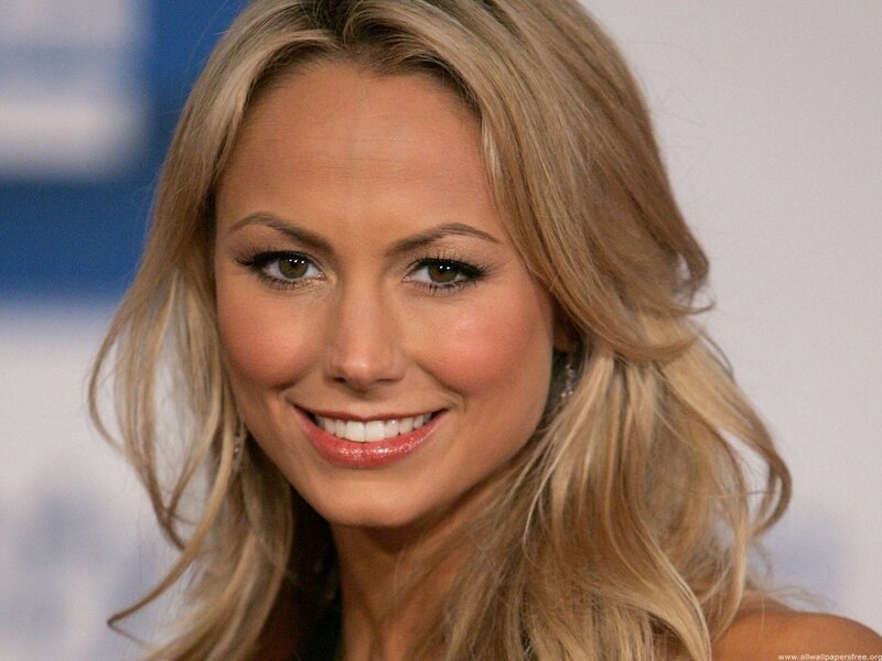 Woman with Blonde Hair — Neutral, Photograph, Smile, Makeup, Earring