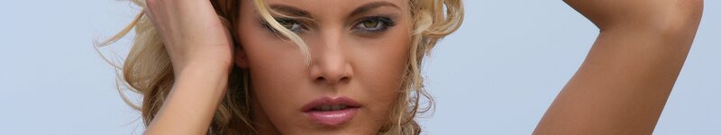 woman with blonde hair posing