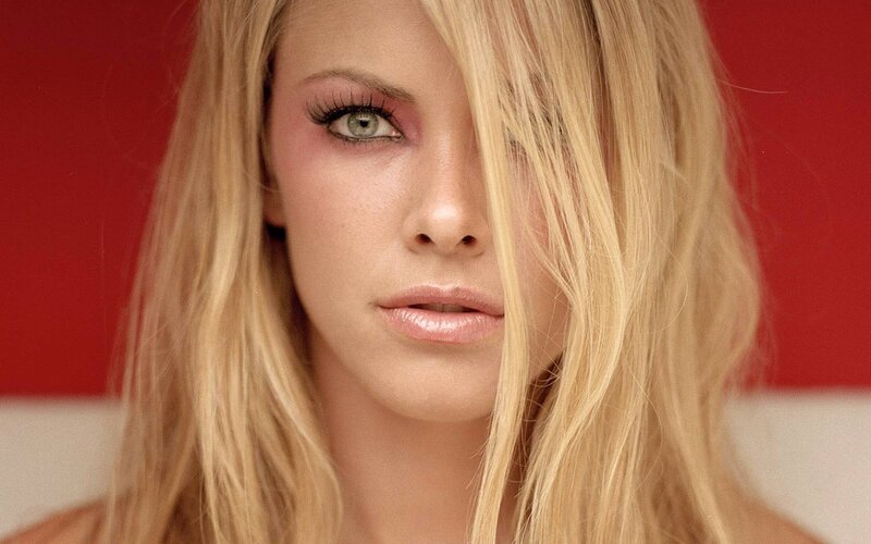 Woman with Blonde Hair — Red, Dramatic, Photograph, Makeup
