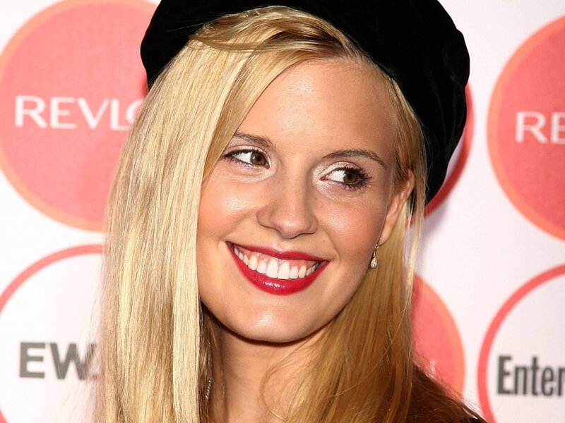 Woman with Blonde Hair — Smiling, Photograph, Black Hat