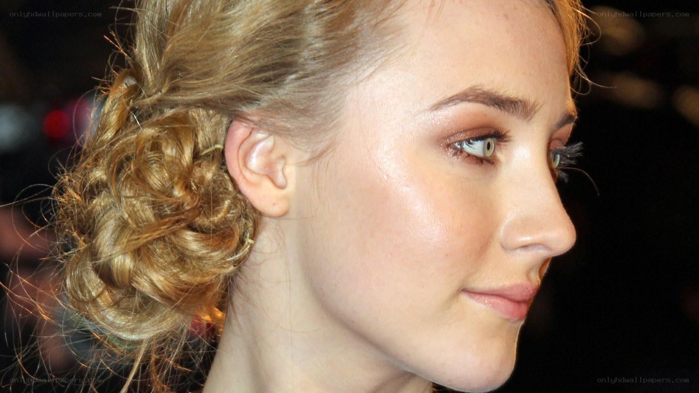 woman with blonde updo