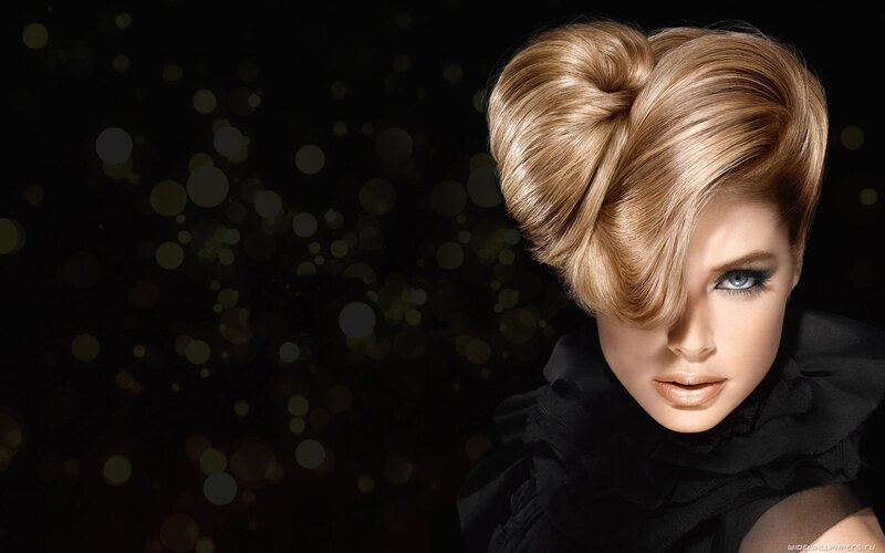 woman with blonde updo hairstyle