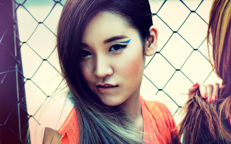 woman with blue eyeliner
