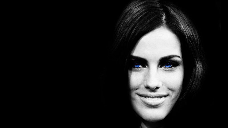 woman with blue eyes