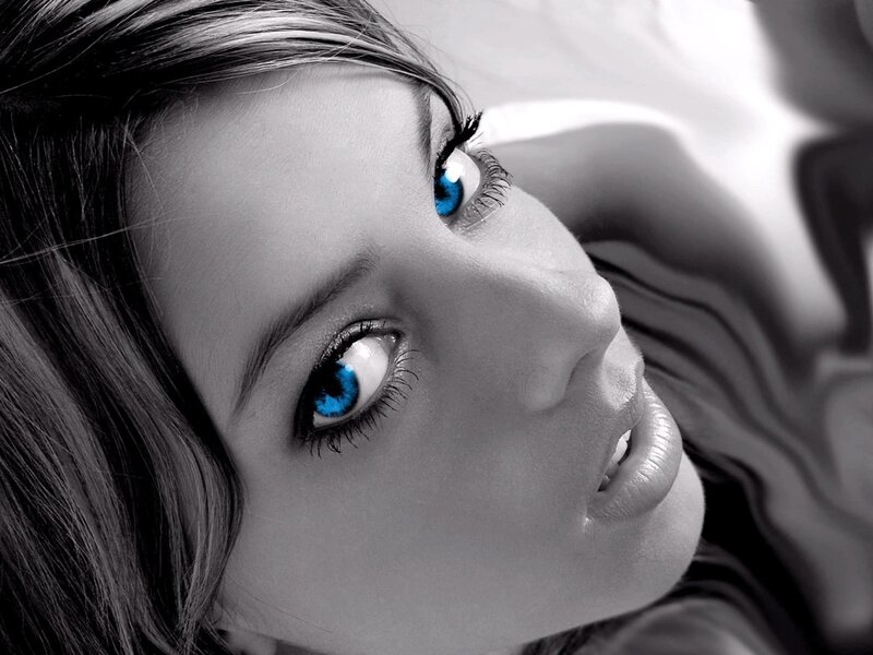 woman with blue eyes