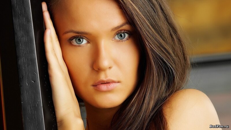 woman with blue eyes