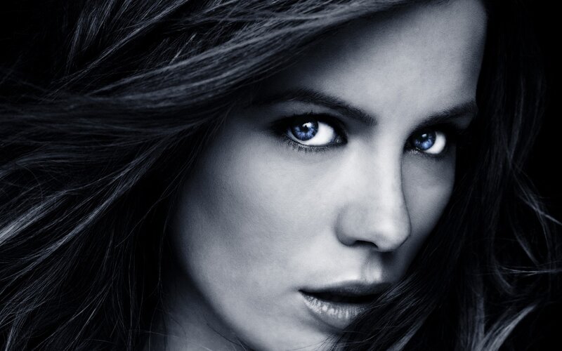 woman with blue eyes