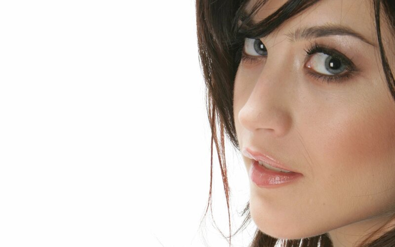 woman with blue eyes