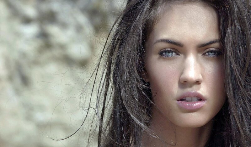 woman with blue eyes