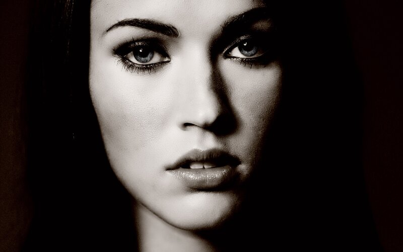 woman with blue eyes