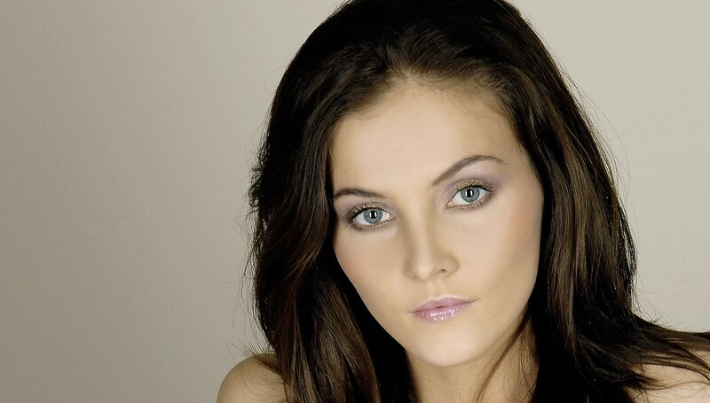 woman with blue eyes
