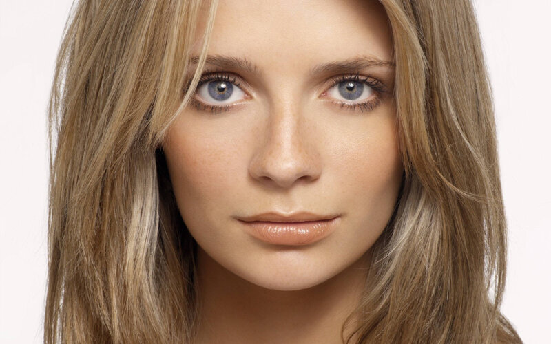 woman with blue eyes