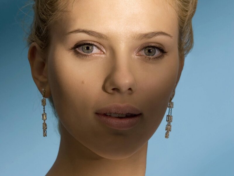 woman with blue eyes