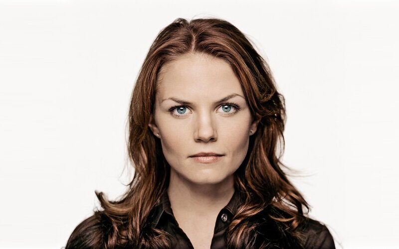 woman with blue eyes