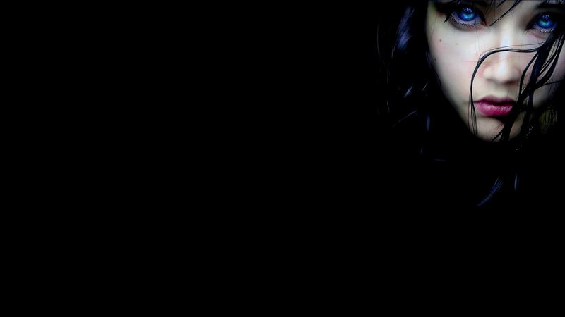 woman with blue eyes