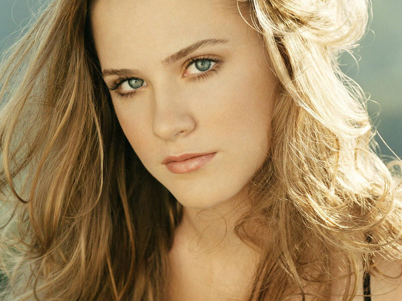 woman with blue eyes