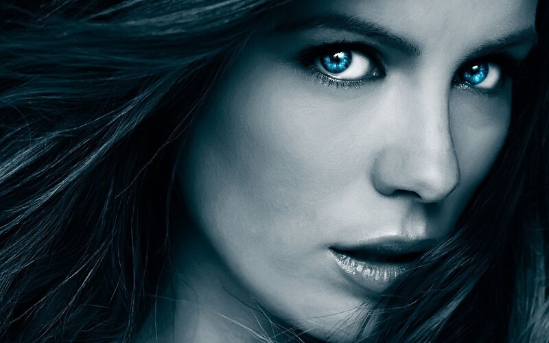 woman with blue eyes