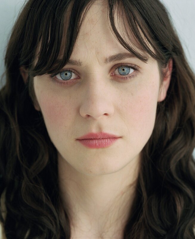 woman with blue eyes and brown hair