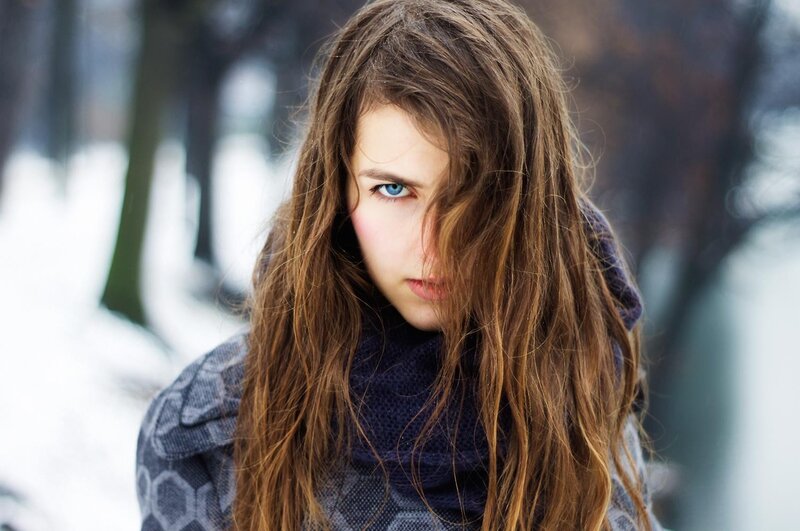 woman with blue eyes in winter