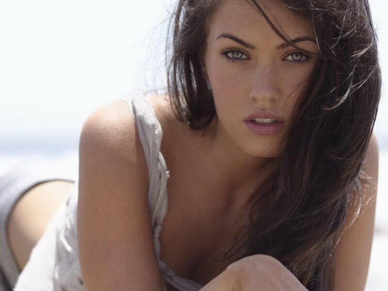 woman with blue eyes on beach
