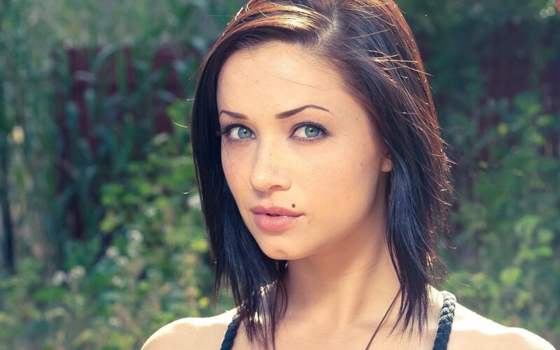 woman with blue eyes outdoors