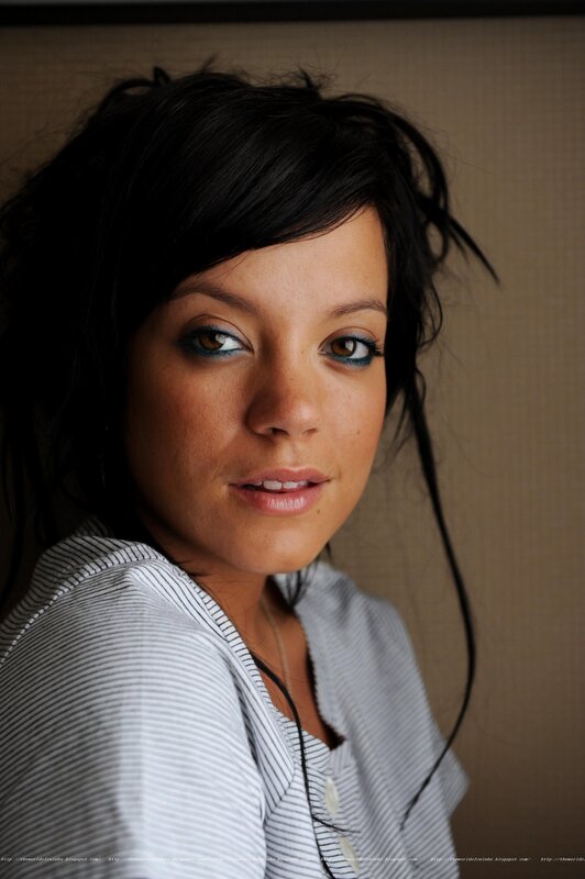 woman with blue eyeshadow