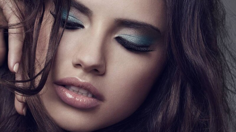 woman with blue eyeshadow