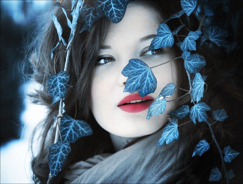 woman with blue ivy leaves