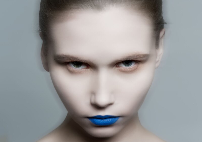 woman with blue lipstick