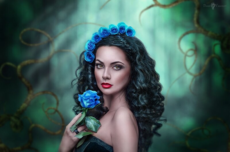 Woman with Blue Roses — Green