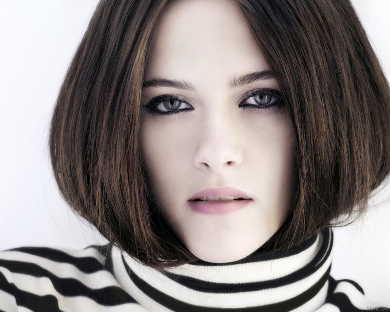 woman with bob haircut