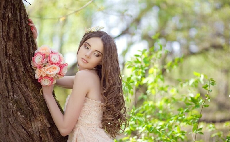 Woman with Bouquet — Pink