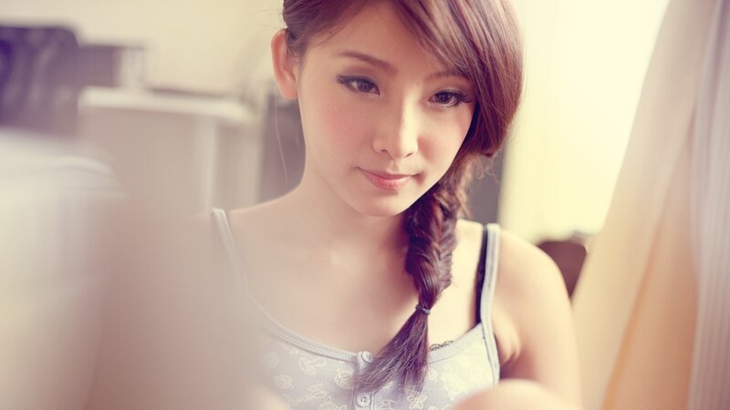 woman with braided hair